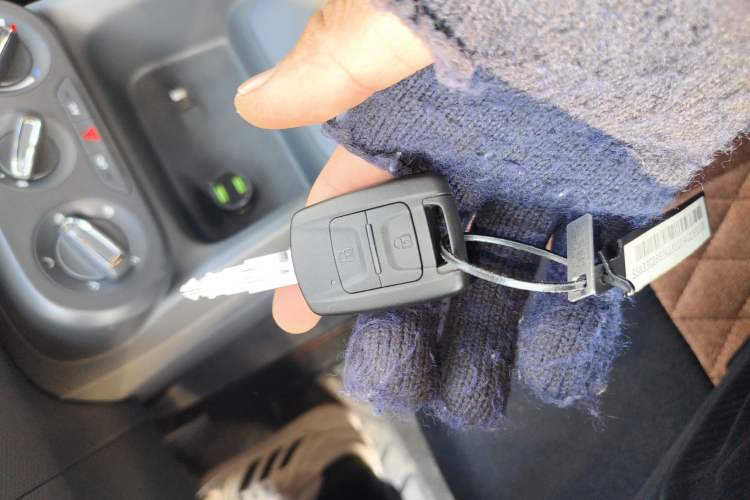 Used Wuling Hongguang New Energy 2025 Extended-Range Hybrid 50 km Standard Version
