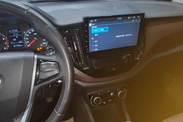 Used FAW Senya R7 2016 1.6L Manual Luxury Model