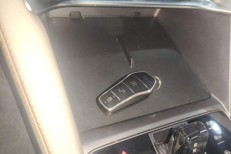 Used BYD Song PLUS New Energy 2024 HONOR Edition DM-i 110km Flagship Model
