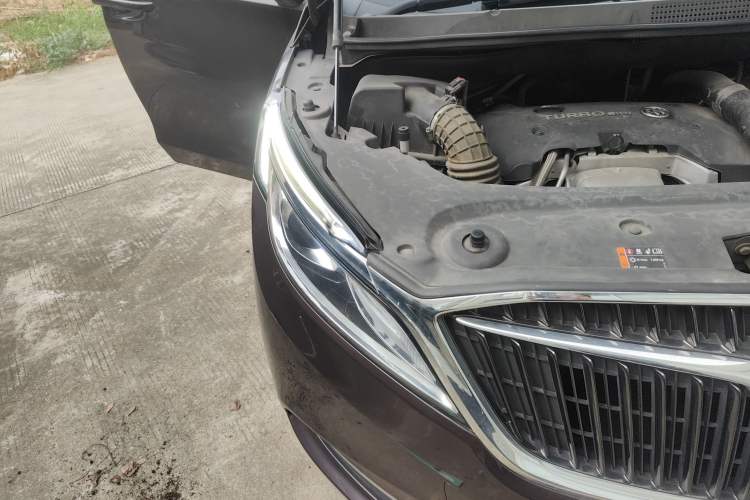 Used Buick GL8 2017 ES 28T Comfort Model China V Standard
