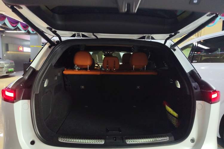 Used XPeng G9 2025 625 Long-Range Max
