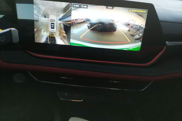 Used Oshan X5 PLUS 2023 Revised Version 1.5T DCT Navigation Edition