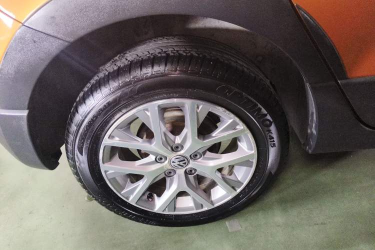 Used Volkswagen Polo 2014 1.6L Cross Polo Automatic