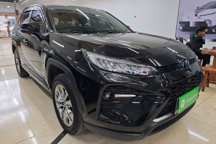 Used Toyota Wildlander 2022 Dual-Motor 2.5L E-CVT 4x4 Luxury PLUS Edition
