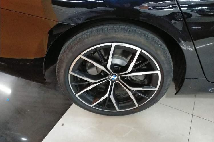 Used BMW 5 Series 2022 530Li Luxury Edition M Sport Package
