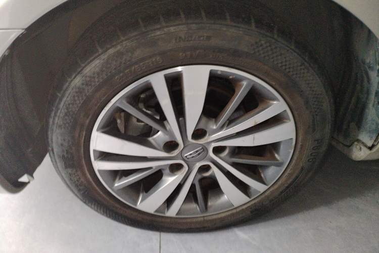 Used Geely Auto Emgrand 2018 1.5L CVT Upward Connect Edition
