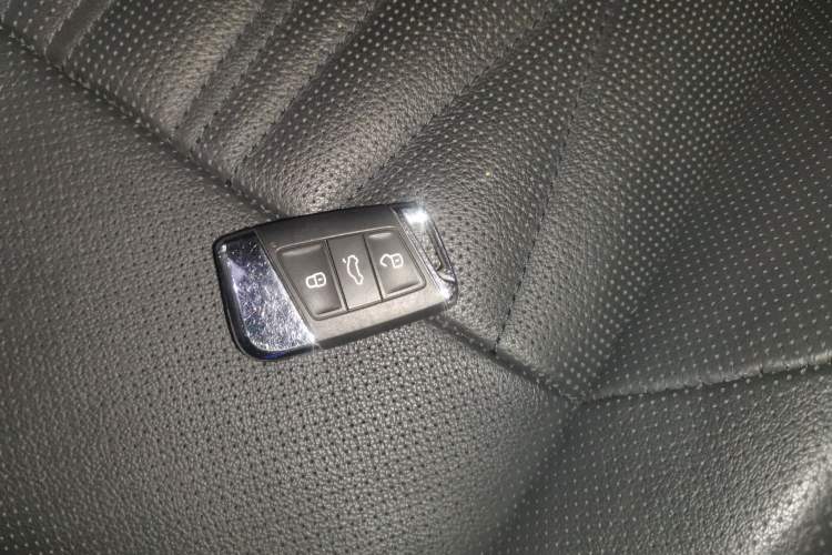 Used Volkswagen Passat 2022 330TSI Starry Luxury Edition
