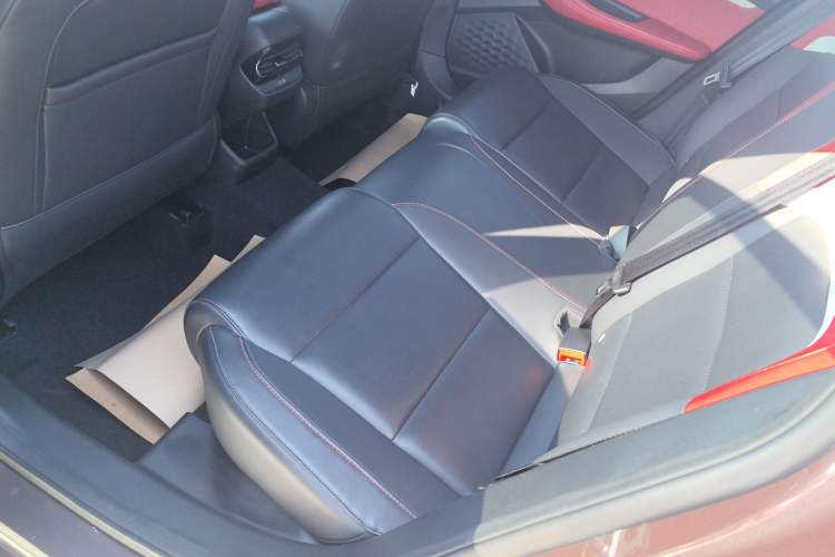 Used MG 5 2021 Revised Version 180 DVVT CVT Youth Luxury Edition
