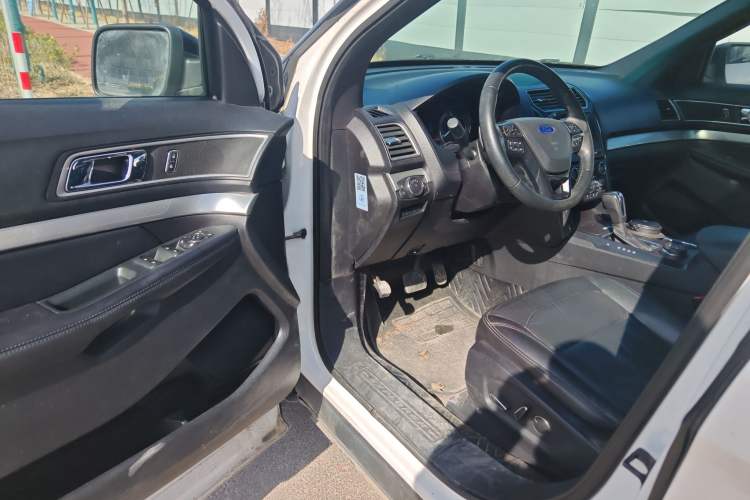 Used Ford Explorer (Import) 2017 2.3T Fashion Edition
