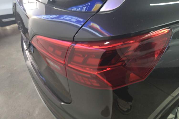 Used Volkswagen Tayron 2019 330TSI Two-Wheel Drive Luxury Model China VI Standard