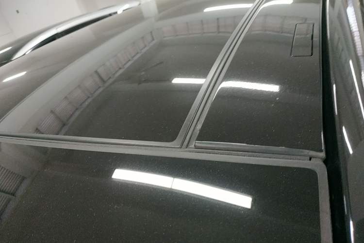 Used Mercedes-Benz R-Class 2017 R 320 4MATIC Business Edition Prestige Model
