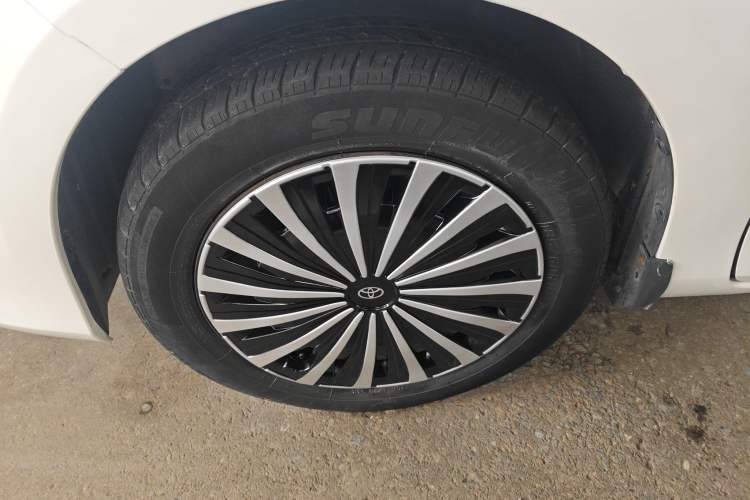 Used Toyota YARiS L 2016 Revised 1.5E CVT Charming Edition