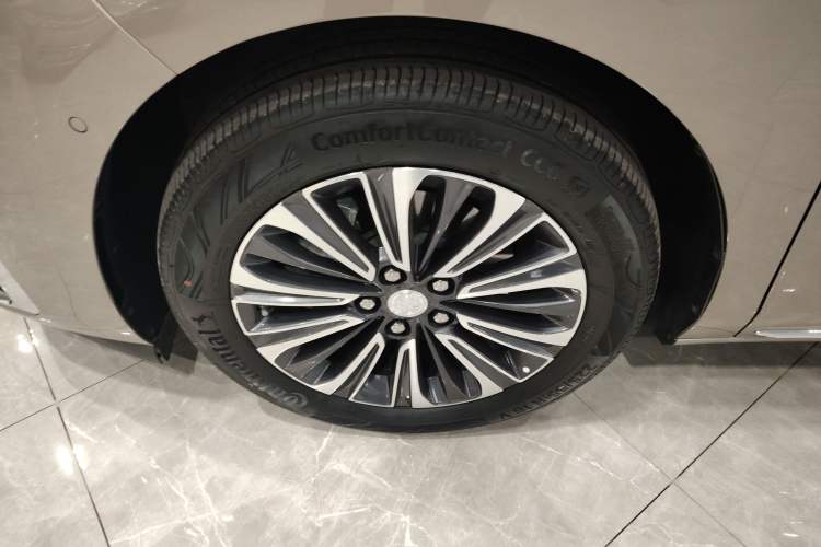 Used Buick GL8 2023 ES Lu Zun Luxury Model
