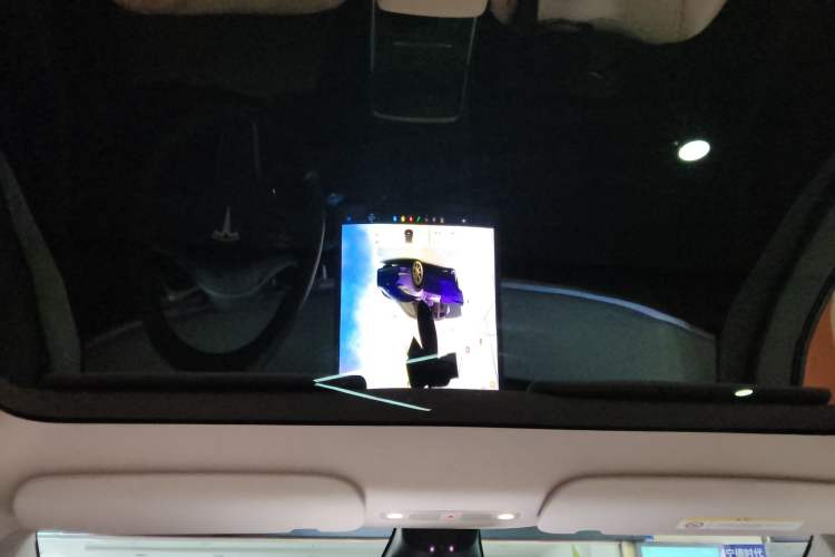 Used Tesla Model Y 2023 Rear-Wheel-Drive Version
