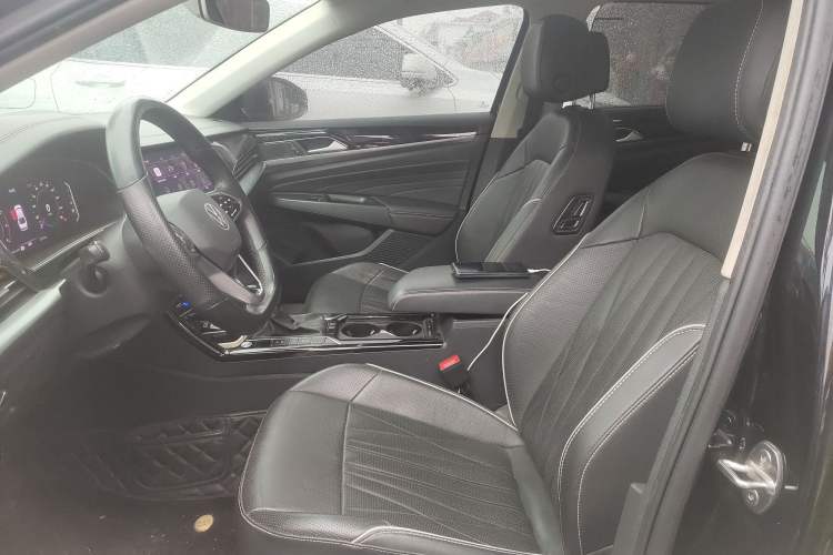 Used Volkswagen Passat 2022 330TSI Starry Luxury Edition
