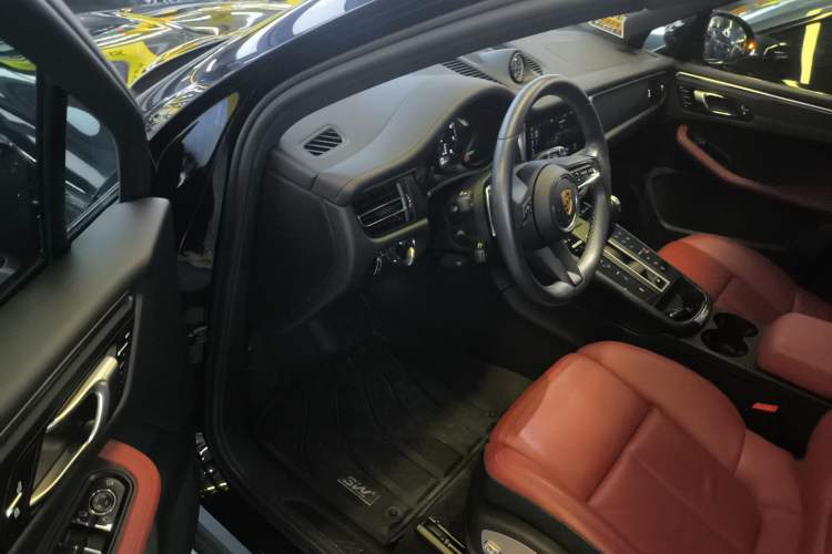 Used Porsche Macan 2023 Macan 2.0T
