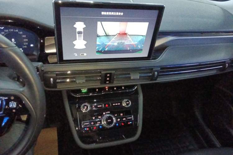 Used Lincoln Corsair 2022 2.0T Two-Wheel Drive Deluxe Edition
