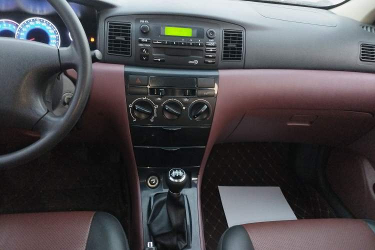 Used BYD F3 2012 Energy-Saving Edition 1.5L Manual Comfort Model
