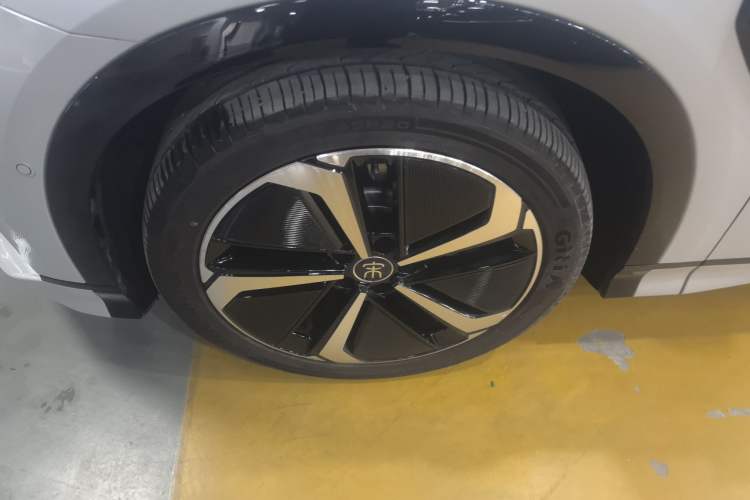 Used BYD Song L EV 2025 Intelligent Driving Version 662 km LiDAR Excellence Edition