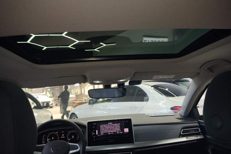 Used Volkswagen Lavida 2023 1.5L Automatic 5 Million Edition