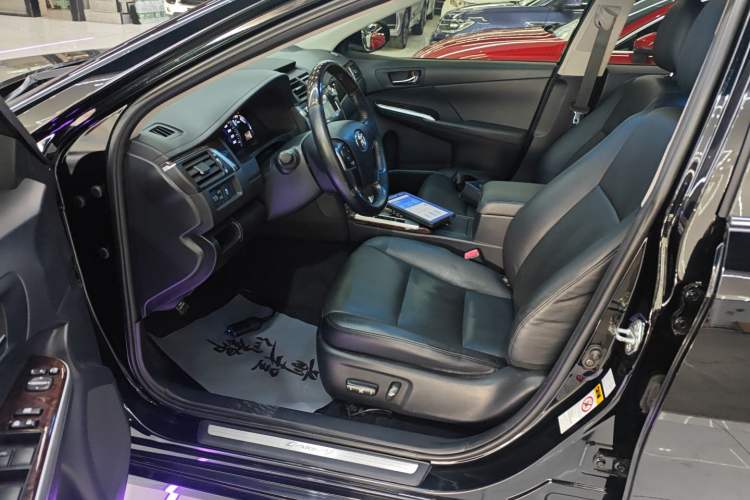 Used Toyota Camry 2015 2.0G Premier Edition