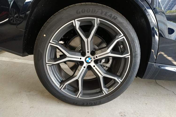 Used BMW X5 2023 xDrive 30Li Luxury M Sport Night Edition Package
