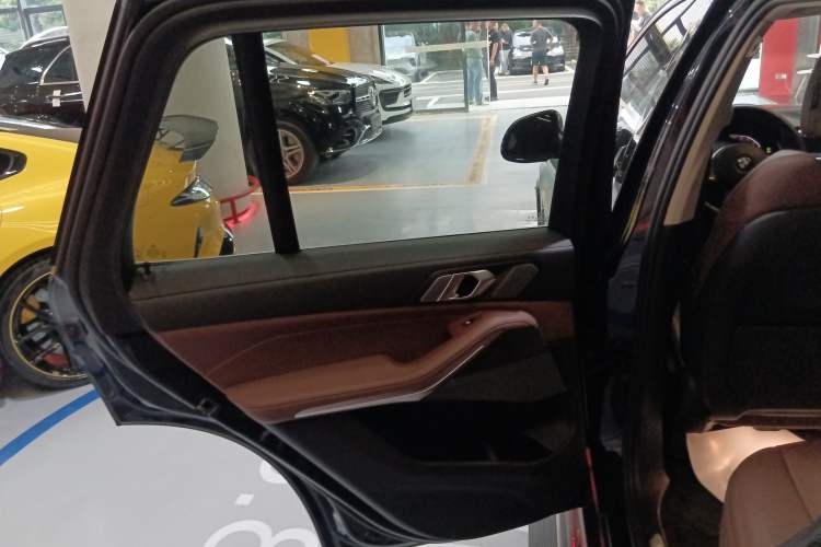 Used BMW X5 2020 xDrive40i M Sport Package
