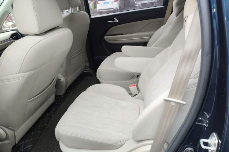 Used GAC Trumpchi M6 2019 270T DCT Elite Edition (7-seater) China VI