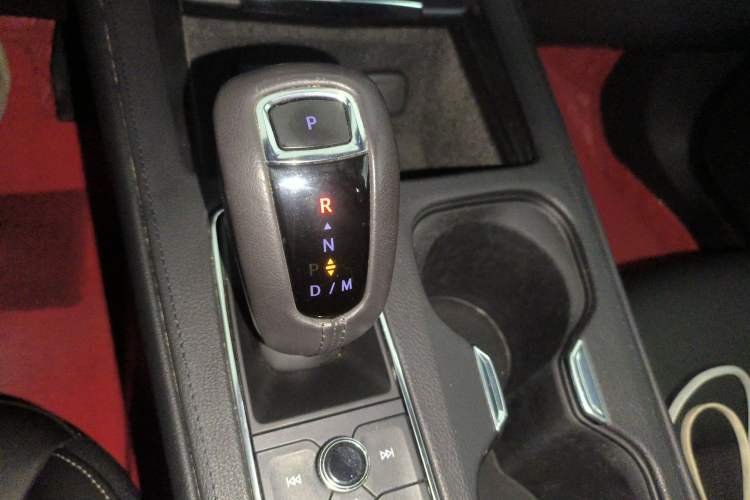 Used Cadillac XT4 2018 28T Two-Wheel Drive Tech Version