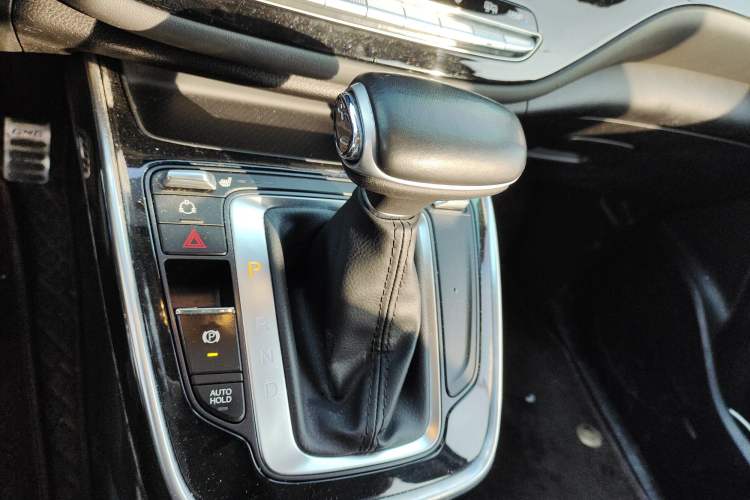 Used GAC Trumpchi M6 2021 270T DCT Luxury Edition (7-seater)
