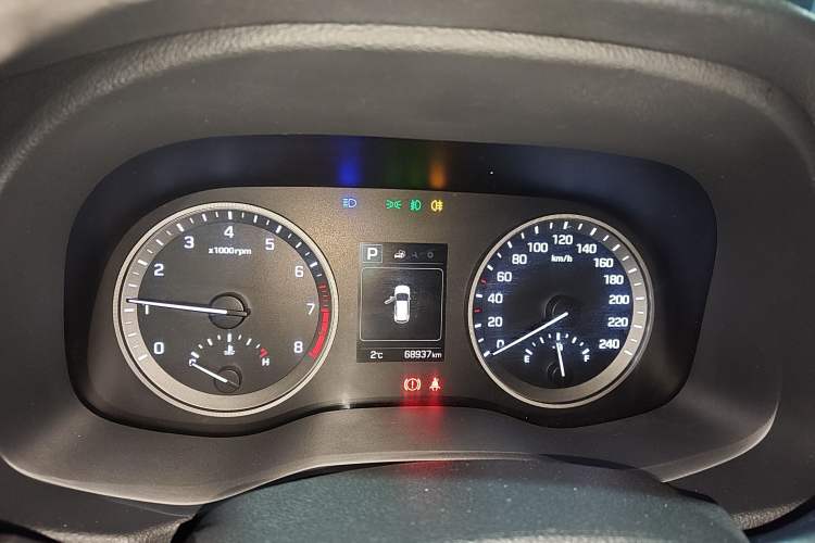 Used Hyundai Tucson 2018 1.6T Dual-Clutch Two-Wheel Drive 15th Anniversary Special Edition