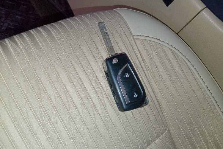 Used Toyota Highlander 2018 2.0T Two-Wheel Drive Elite Version 5 Seats China VI Standard
