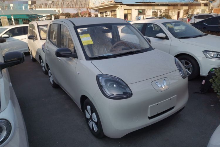 Used Wuling Hongguang MINIEV 2025 Four-Door Version Advanced Edition
