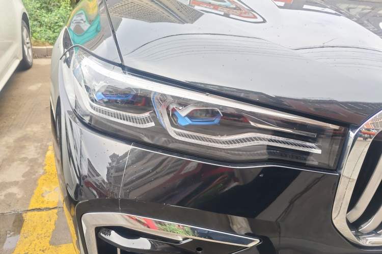 Used BMW X7 2020 xDrive40i Luxury M Sport Package
