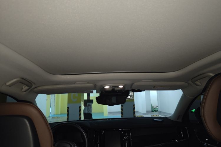 Used Volvo S90 2018 T5 Zhiyuan Edition
