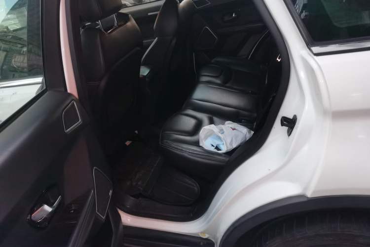 Used Land X7 2015 2.0T Panoramic Prestige Edition
