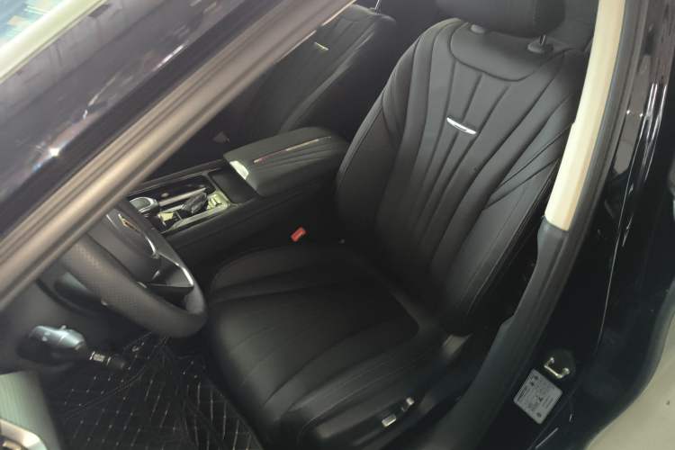 Used Hongqi H5 2023 2.0T Automatic Smart Connect Flagship Edition
