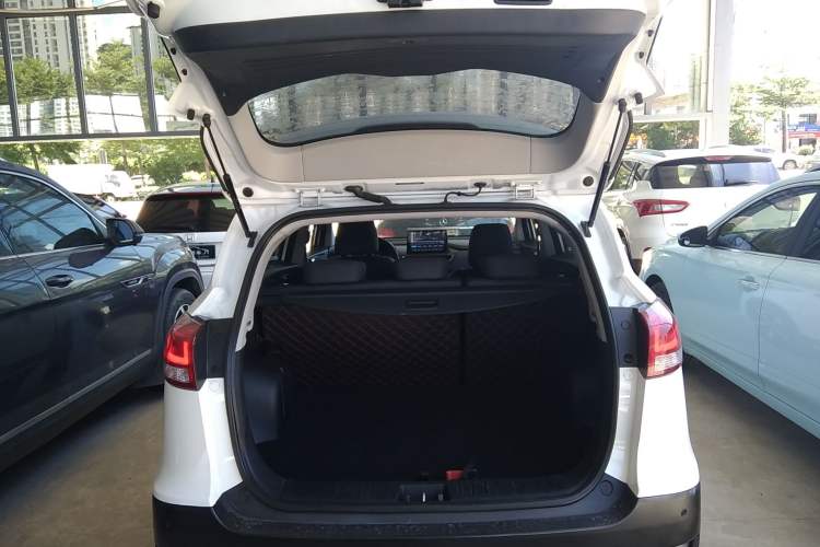 Used  Refine S3 2017 1.6L CVT Luxury Smart Model
