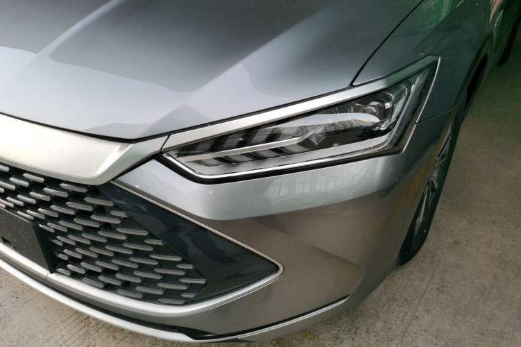 Used BYD Qin PLUS 2024 HONOR Edition DM-i 55KM Leading Model
