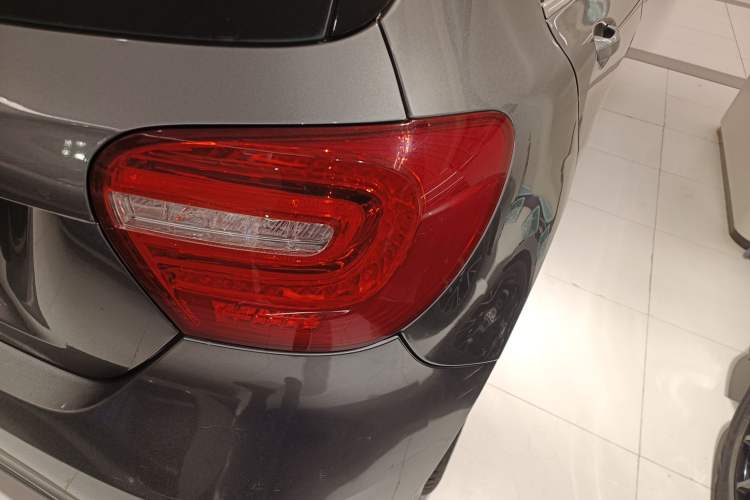 Used Mercedes-Benz A-Class (Import) 2015 A 180
