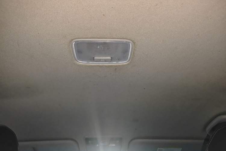 Used Hyundai Elantra 2015 1.6L Automatic Fashion Model
