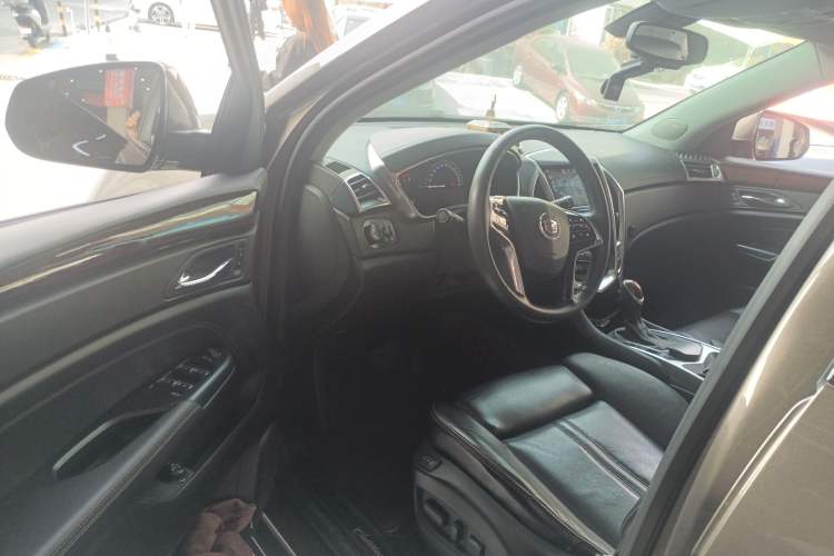 Used Cadillac SRX 2014 3.0L Luxury Model