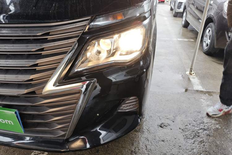 Used FORTHING Lingzhi 2020 M5L 1.6L Comfort Edition 7-Seater