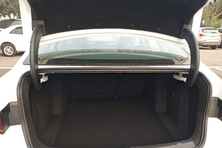 Used BYD Qin PLUS 2021 EV 400KM Leading Comfort Edition