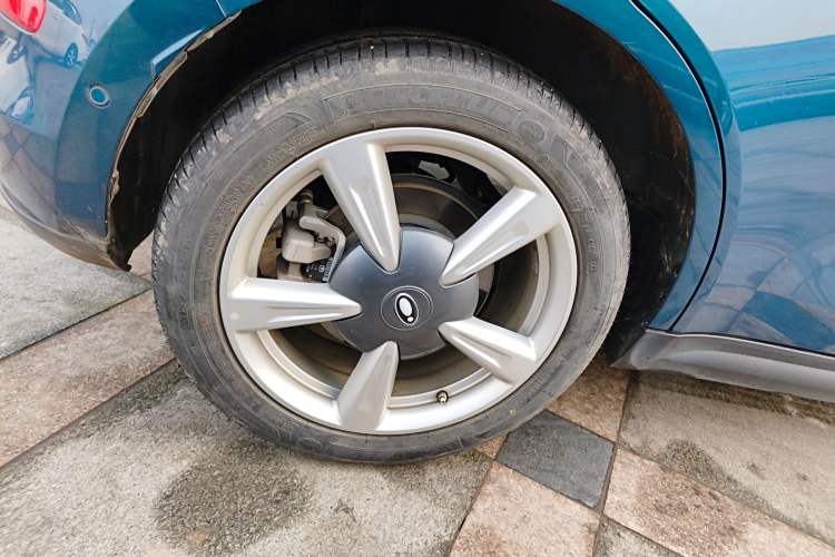 Used ORA Good Cat 2023 401 km Standard Range Premium Version Lithium Iron Phosphate