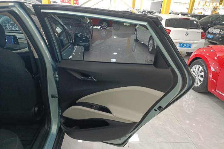 Used Buick Velite 6 2022 Plug-in Hybrid Connected Fashion Model
