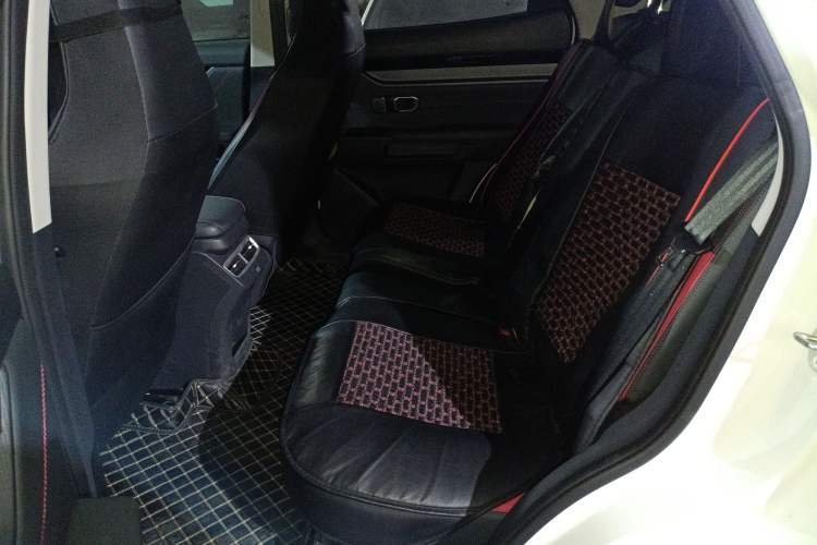 Used JETOUR Dashing 2024 1.5T DCT Starlight Shine Pro Edition
