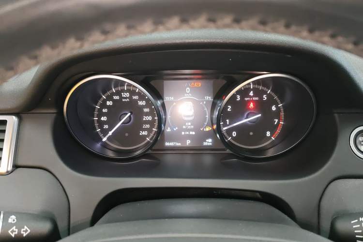 Used Land Rover Discovery Sport 2019 240 PS SE Version China VI Standard