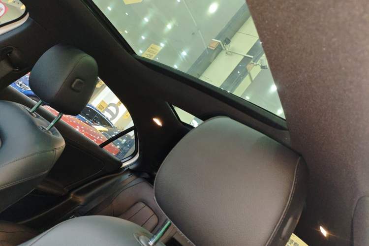 Used Mercedes-Benz A-Class 2022 Restyled A 200 L Sport Sedan Fashion Version
