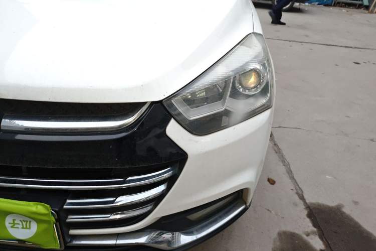 Used  Refine S2 2015 1.5L CVT Luxury Smart Version
